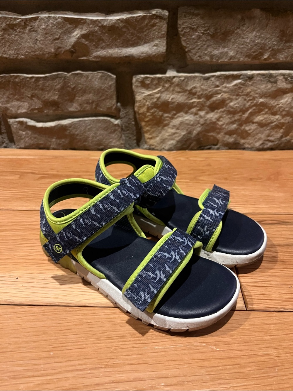 Surprize by Stride Rite Navy & Lime Green Sandals Light Up! Toddler 11M